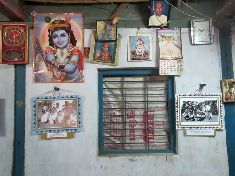 Ausstellung der Reproduktionen der Fotografien Egon von Eickstedts aus den  1920er Jahren, Tejgadh (Indien), Januar 2012 © Beatrice von Bismarck