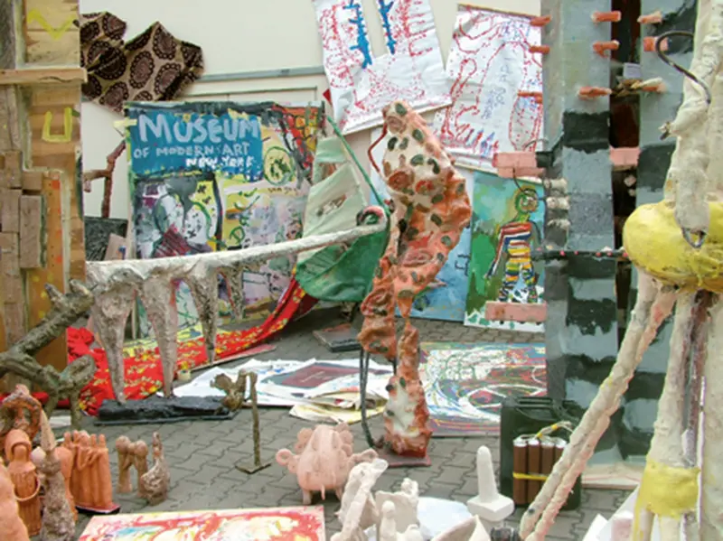 Emmanuel Eni, "Death of the Curator", Installation, 2005